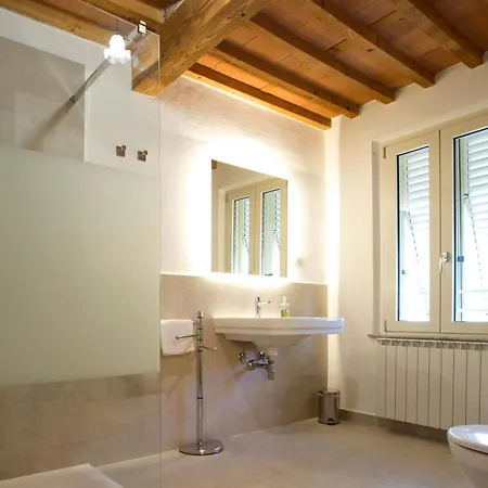 Casa Puccini, Charme Toscano